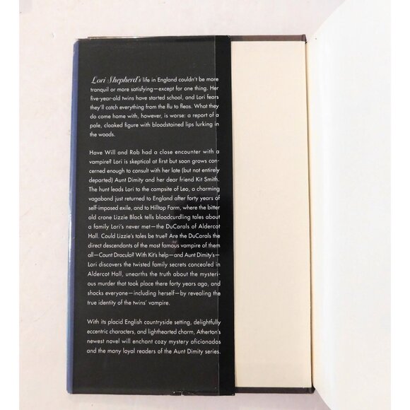 Aunt Dimity Vampire Hunter Nancy Atherton 2008 HCDJ Paranomal Detective Series - Picture 3 of 5